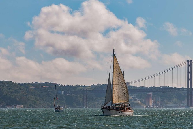 Tagus and Fado Cruise * All Inclusive - Good To Know