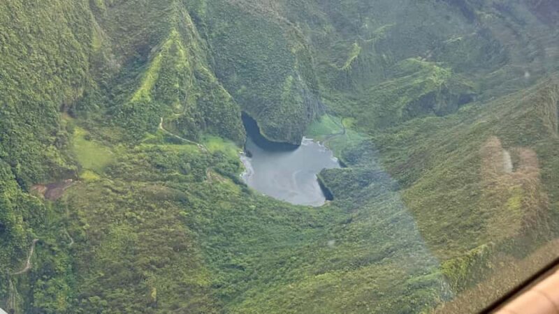 Tahiti: Full Day island tour with private jet flight (Cessna, Piper) - FAQ