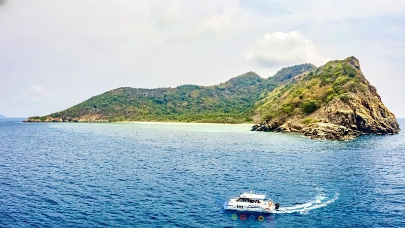 Tai & Bay Canh Island Hopping Speedboat Tour - A 7:00 Speedboat Start at Con Dao Harbor