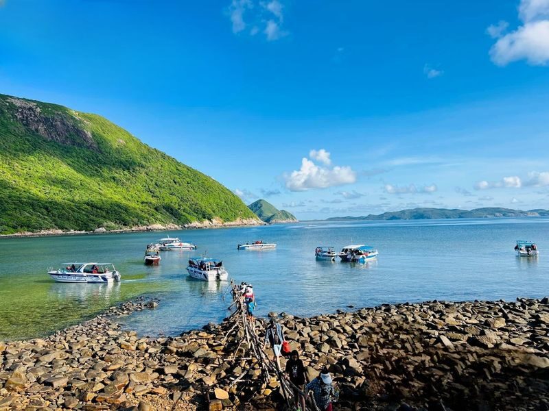 Tai & Bay Canh Island Hopping Speedboat Tour - Bay Canh’s Mangroves and Forest Ranger Station