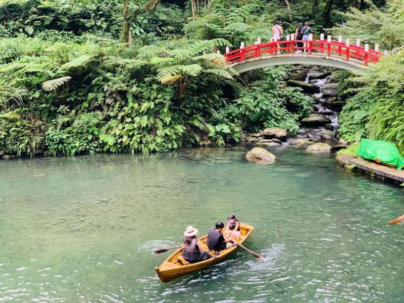 Taipei: 8 Hours Private Day Tour in Wulai with Benz Vito - FAQs