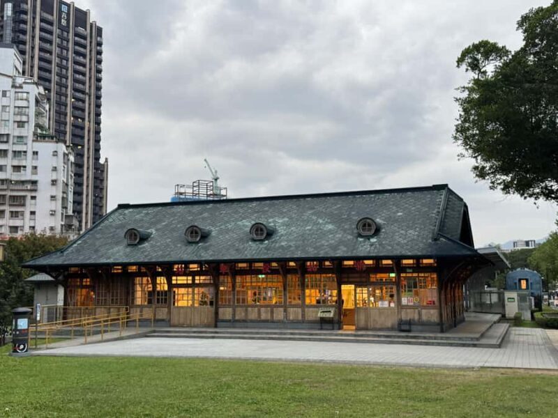 Taipei: Beitou Hot Springs and Heritage Walking Tour - Good To Know