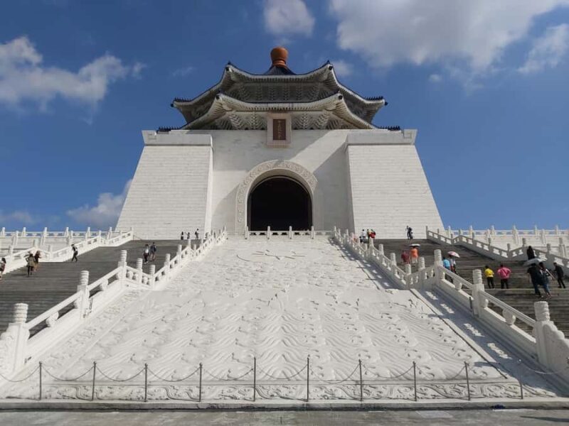 Taipei: City Landmarks, Taipei 101 Express & Din Tai Fung - Who Should Consider This Tour?