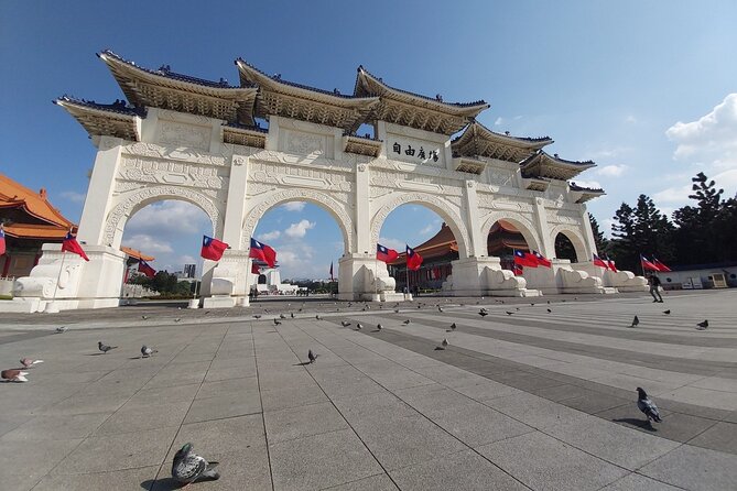 Taipei City Tour With National Palace Museum Ticket - Historical Highlights: Discover Taipeis Rich History on This City Tour