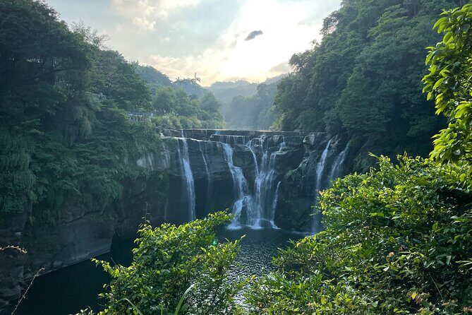 Taipei Jiufen Shifen Sky Lanterns and Keelung Night Market - Good To Know