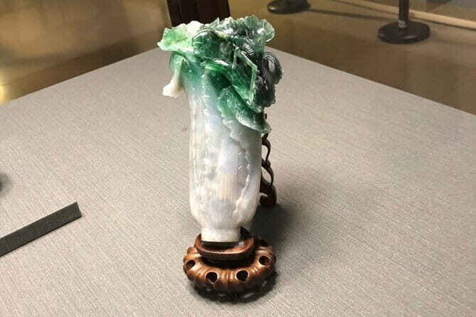 Taipei National Palace Museum Guided Tour - An In-depth Look at the Taipei National Palace Museum Guided Tour