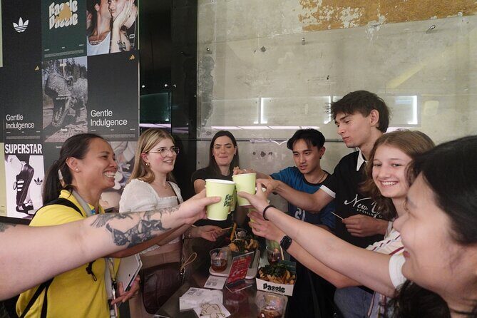 Taipei Nightlife: Zhongshan Bar Hopping & Deep-Fried Chicken - Good To Know