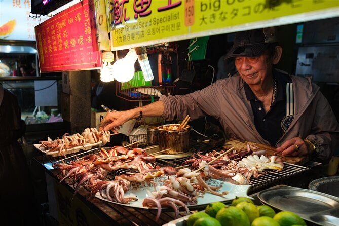Taipei: Street Food Tour in Historic District, with 12+ Tasters - Good To Know