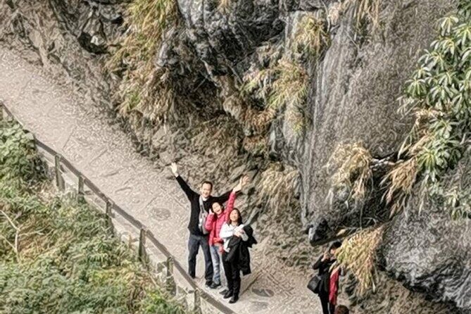 Taipei to Hualien Taroko Gorge and Yilan Jiaoxi Hot Spring Tour - Who Should Consider This Tour?