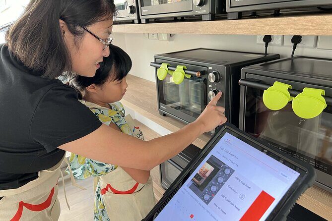 TAIPEI Ximen | Pineapple Cakes DIY Baking Experience with Giftbox - Exploring the Pineapple Cake DIY Experience in Taipei