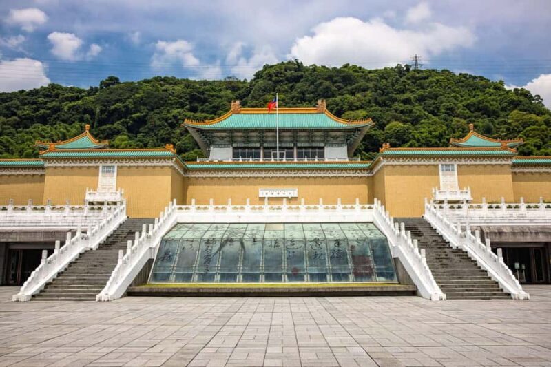 Taipei: Yangmingshan, Palace Museum & Shilin Night Market - Good To Know
