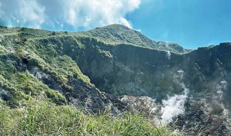 Taipei: Yangmingshan, Yehliu, and Jiufen Shifen Day Tour - Who Should Consider This Tour?