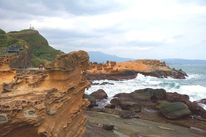 Taiwan TST : Private Tour Taipei, Yangmingshan, Beitou, Tamsui - Who Will Love This Tour