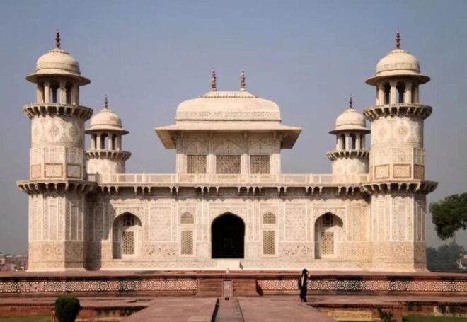 Taj, Agra Fort & Baby Taj Same Day Tour From Delhi To Delhi - Directions