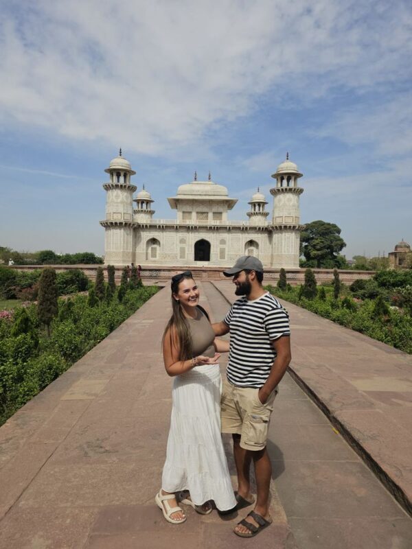 Taj Mahal & Agra Day Tour from Delhi with Multiple Options - Picking a package without surprises