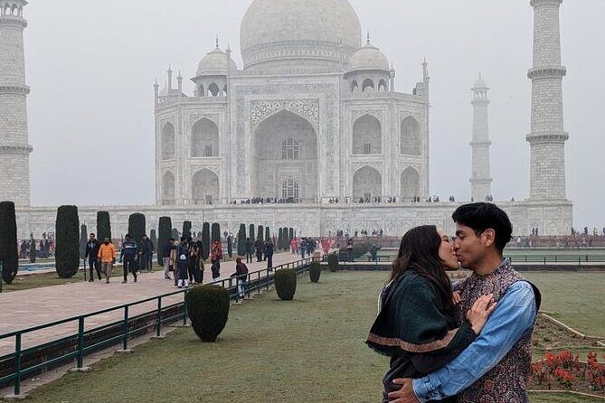 Taj Mahal, Agra Fort & Baby Taj Tour from Delhi with Meal - FAQs