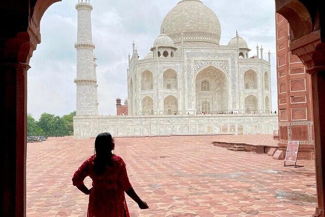 Taj Mahal, Agra Fort & Baby Taj Tour from Delhi with Meal - Frequently Asked Questions