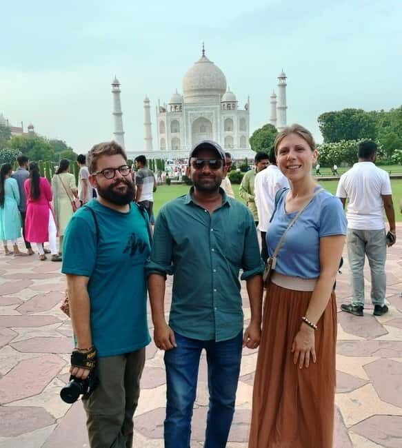 Taj Mahal & Agra Fort Tour with Skip the line & 5*Lunch - FAQs