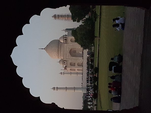 Taj Mahal Agra Overnight Tour From Delhi - Inclusions