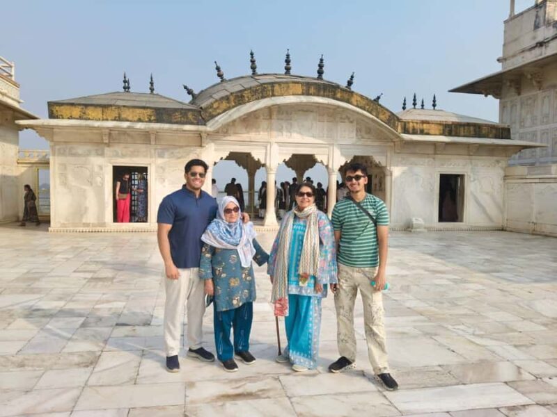 Taj Mahal & Agra Private Tour from Delhi by Car Fast Entry - An In-Depth Look at the Tour Experience