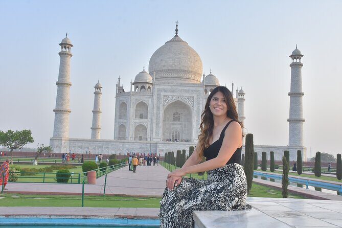 Taj Mahal and Agra Day Tour by Car from Delhi with 5 Star Meal - FAQ