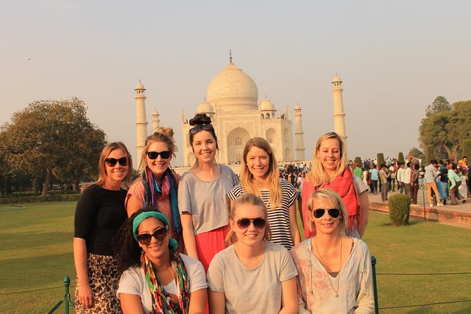 Taj Mahal and Agra Fort From Delhi - Customer Reviews
