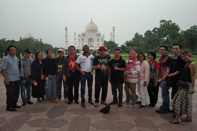 Taj Mahal and Agra Fort Group Tour by Superfast Train - Itinerary Details