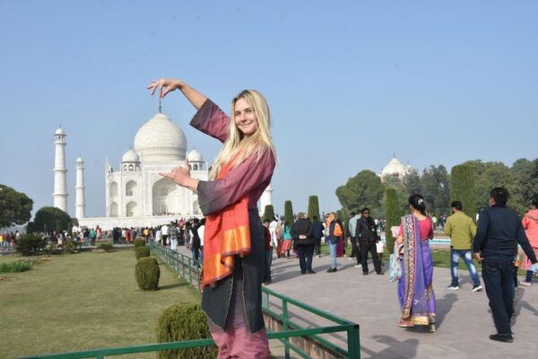 Taj Mahal and Agra Fort Tour By Superfast Train From Delhi - Directions and Logistics
