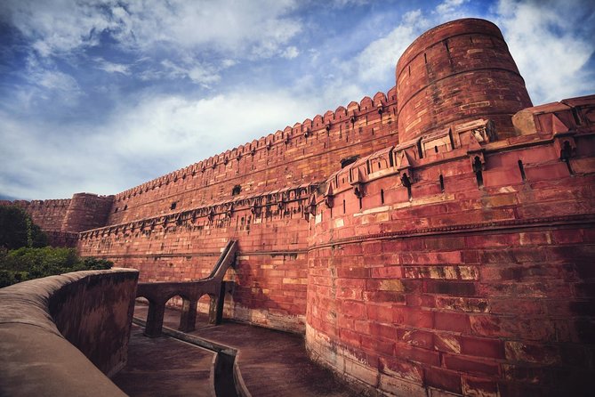 Taj Mahal and Agra Fort Tour With IHCL Skydeck Dining Experience - Tour Highlights