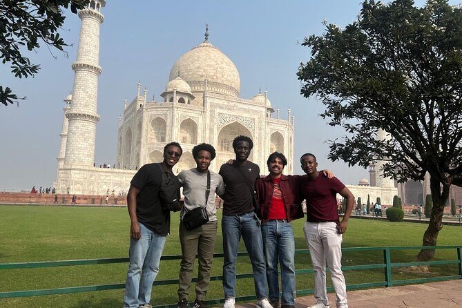 Taj Mahal and Agra Private Tour from Delhi by Car with 5* Lunch - The Itinerary in Detail: What You Can Expect