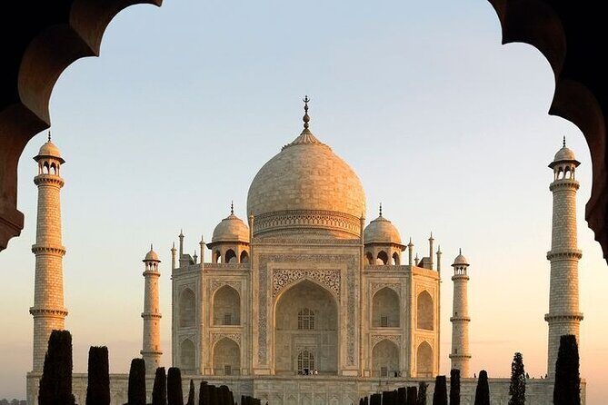Taj Mahal and Agra Wonders from Delhi - Good To Know