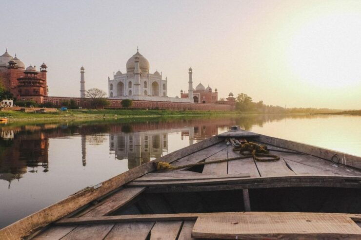 Taj Mahal Back View Yamuna Boat Ride Tour - Activity Itinerary
