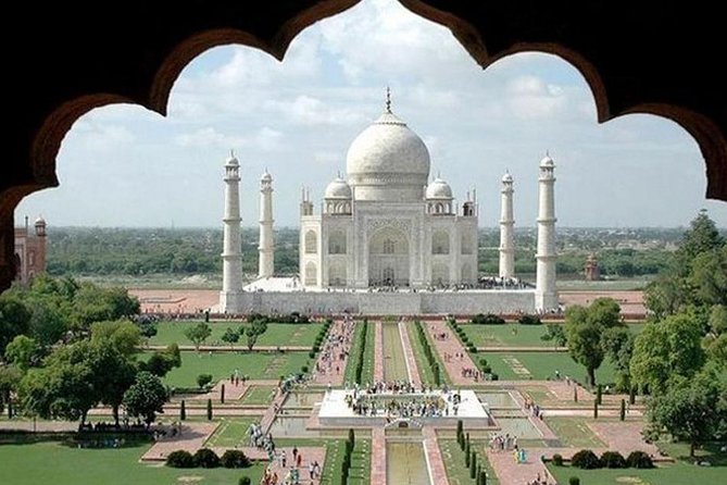 Taj Mahal by Superfast Gatimaan Express Train - Itinerary Highlights