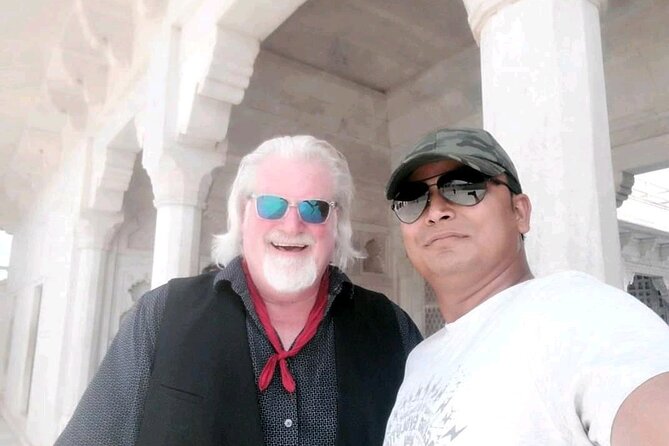 Taj Mahal by Train From Delhi - Host Response