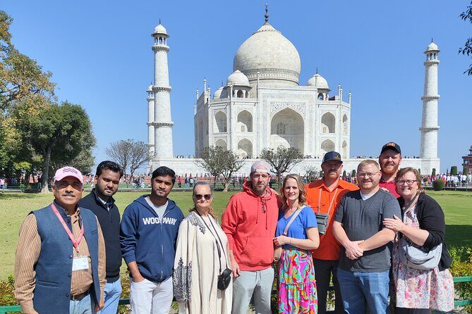 Taj Mahal Day Tour by Private AC Car from Delhi with Meal at 5* - The Itinerary in Detail: What You Can Expect