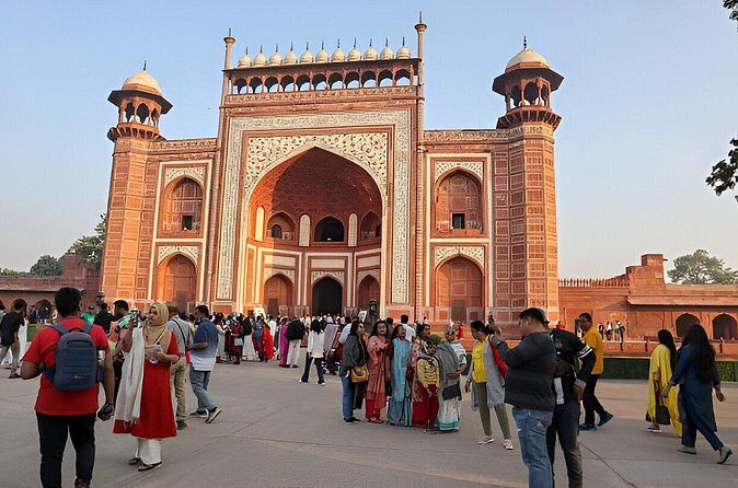 Taj Mahal Fast-Track Entry Ticket - FAQ
