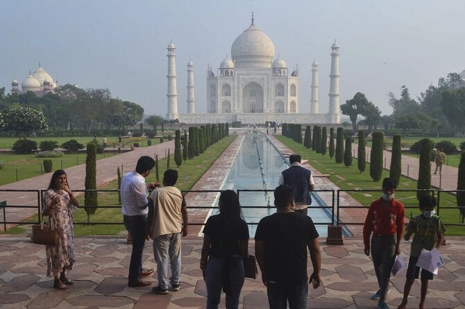 Taj Mahal Overnight Trip From New Delhi - Itinerary Highlights