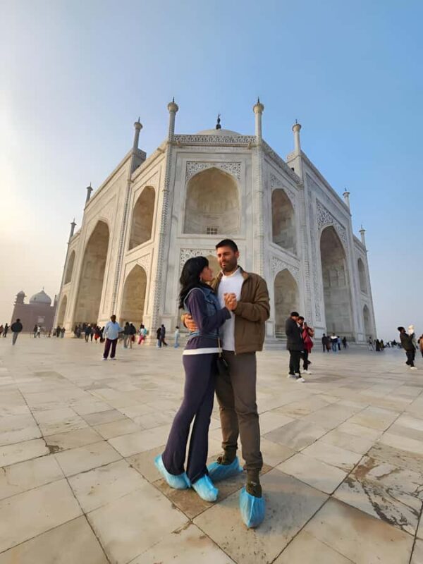 Taj Mahal Sunrise, Agra Fort & Baby Taj Tour (All-Inclusive) - An Authentic and Comfortable Way to See Agra