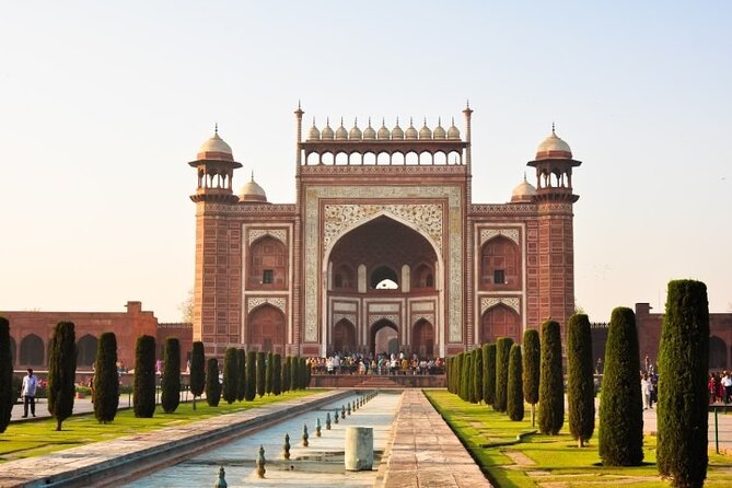 Taj Mahal Sunrise and Agra Fort Tour From Delhi By Private Car - Itinerary