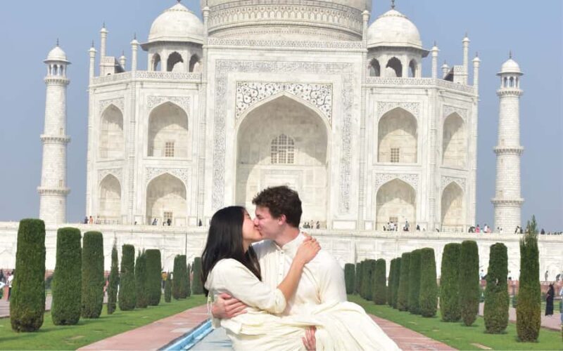 Taj Mahal Sunrise/Day Tour from Delhi by Car with Meal - An In-Depth Look at the Taj Mahal Sunrise/Day Tour