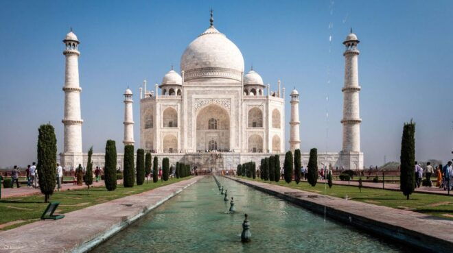 Taj Mahal Sunrise Private Tour From Jaipur by Car - Sunrise at the Taj Mahal