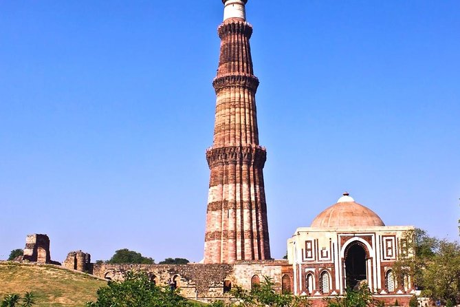 Taj Mahal Sunrise Tour From Delhi - Pickup and Transportation