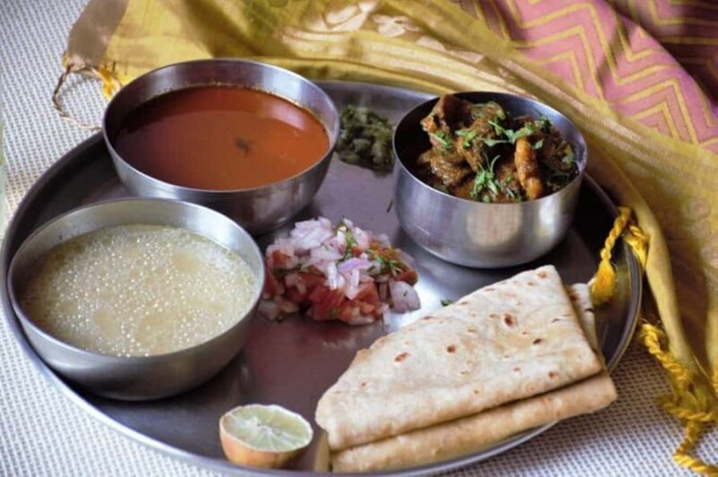 Taj Mahal : Sunrise Tour with Home Cooking Class & Lunch - Savoring a Home-Cooked Indian Meal