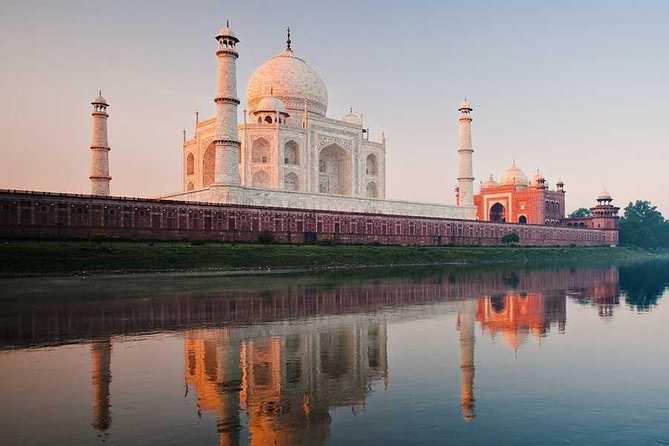 Taj Mahal Tour by Gatimaan Express - Inclusions
