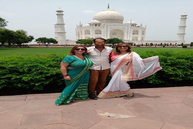 Taj Mahal Tour by Train With Lunch at 5 Star Hotel - Tour Itinerary