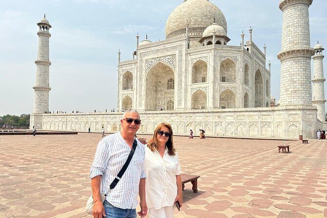 Taj Mahal Tour from Delhi by AC Car with 5 Star Meal - A Deep Dive into the Experience: What to Expect on the Tour