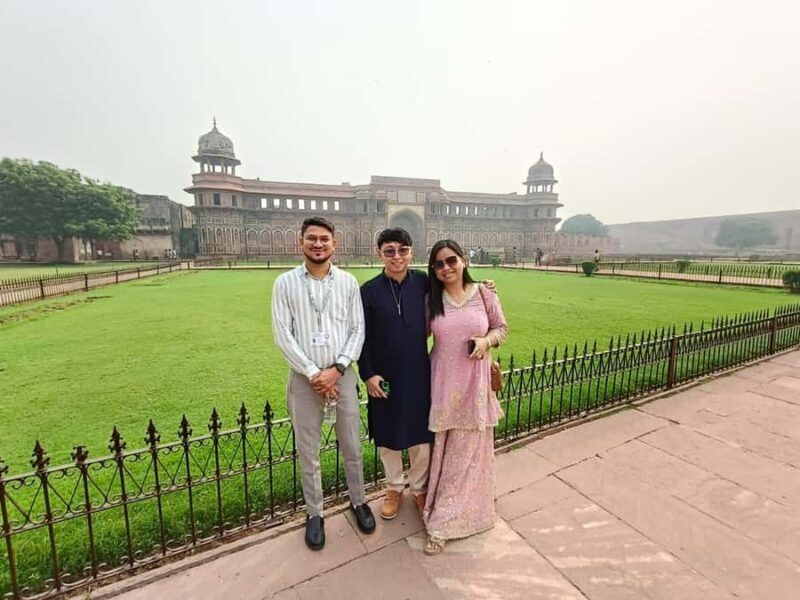 Taj Mahal Tour w/ High-Speed Train Experience -All Inclusive - Good To Know