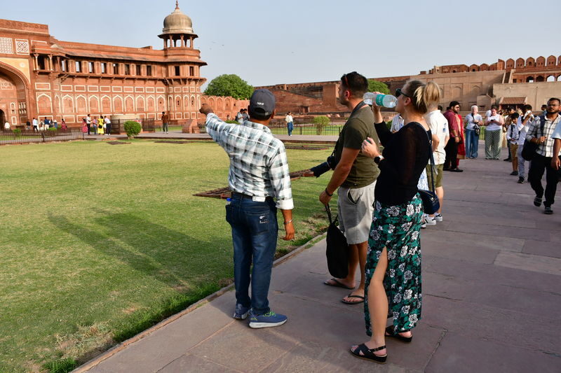 Taj Mahal Tour with Chinese/Japanese/Korean/English Speaking Guide - A private drive from Delhi to Agra