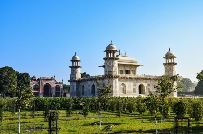 Taj Mahal Tour with Chinese/Japanese/Korean/English Speaking Guide - The Baby Taj, a smaller final stop