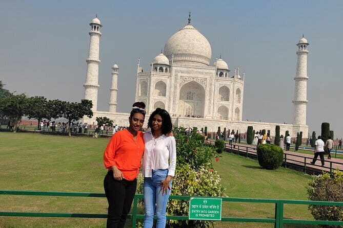 Taj Mahal Tour with Fatehpur Sikri and Agra Fort by Car - Authentic Experiences & Traveler Insights